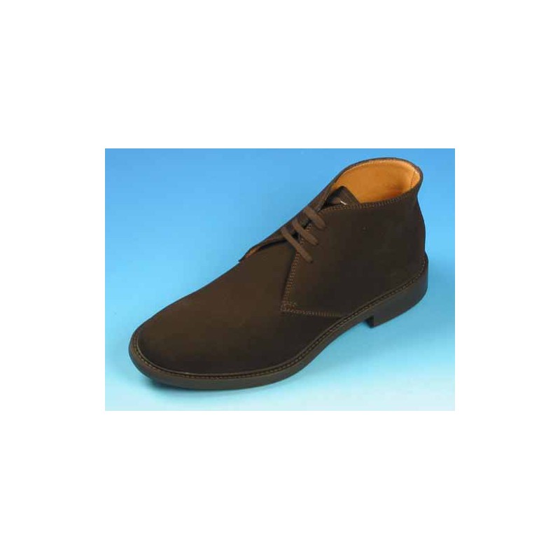 Men's ankle-high laced shoe in dark brown suede - Available sizes:  44