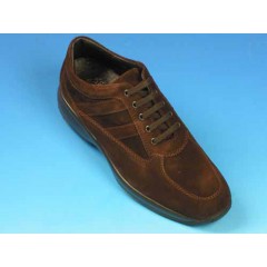 Zapato deportivo con cordones para hombre en gamuza marron - Tallas disponibles:  36, 39, 40
