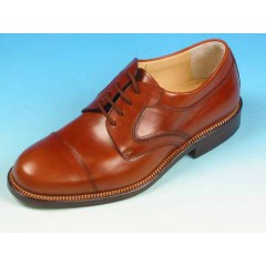 Herrenderbyschuh mit Schnüren und Kappe aus hellbraunem Leder - Verfügbare Größen:  39, 41, 42, 44