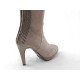 Stivale con plateau e cerniera in camoscio beige tacco 10 - Misure disponibili: 31