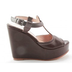 Sandalo zeppa in pelle marrone scuro -  