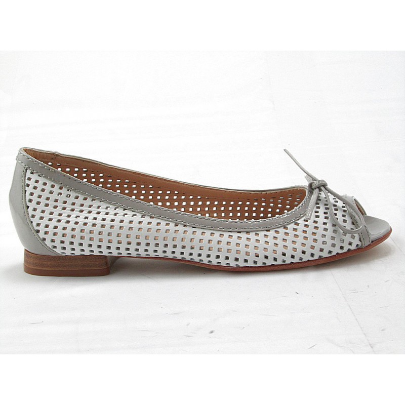 Chaussure à bout ouvert avec noeud en cuir perforé blanc et cuir verni gris talon 1 - Pointures disponibles:  32