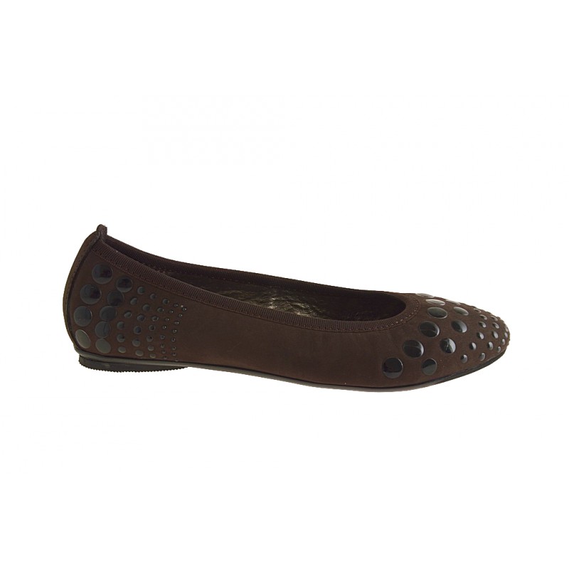 Bailarina para mujer con tachuelas en gamuza marrón tacon 1 - Tallas disponibles:  32