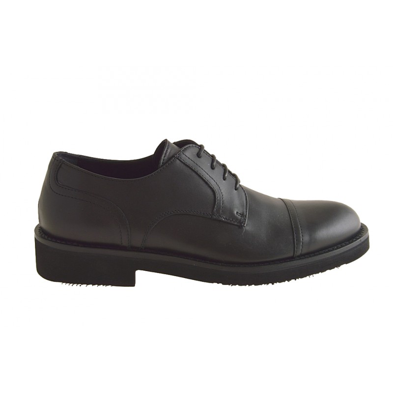 Men's laced shoe with captoe in black leather - Available sizes:  51