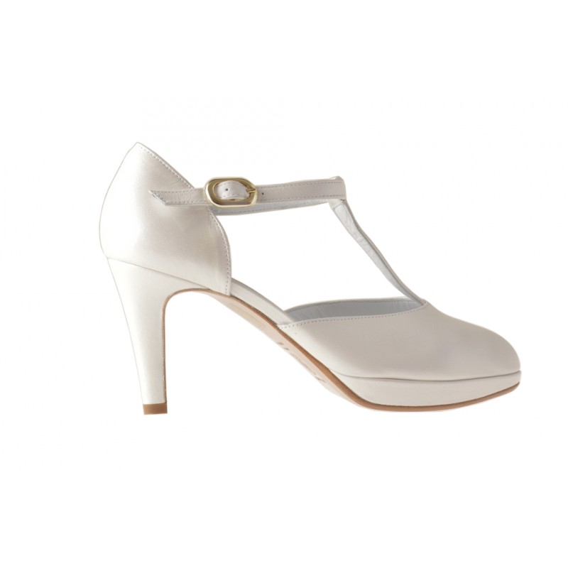 Decolte abierto con plataforma y cinturon Charleston en piel perlada de color marfil - Tallas disponibles:  45, 46