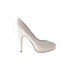 Platform pump in ivory pearled leather - Available sizes:  44, 45