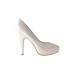 Platform pump in ivory pearled leather