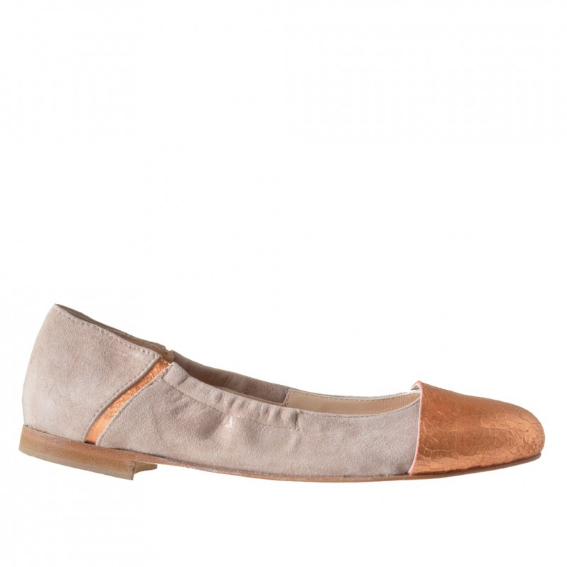 Bailarina para mujer con elastico en gamuza beis y piel imprimida cobre tacon 1 - Tallas disponibles:  32