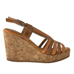 Sandale avec liège talon compensè en cuir verni brun clair et orange - Pointures disponibles:  42