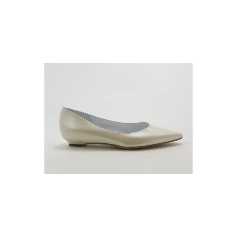 Escarpin à bout pointu en cuir ivoire perlé talon 2 - Pointures disponibles:  31
