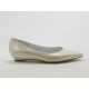 Pointy pump in pearly ivory leather heel 2
