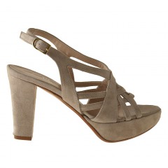 Sandalia con plataforma para mujer en gamuza beis arena tacon 9 - Tallas disponibles:  42