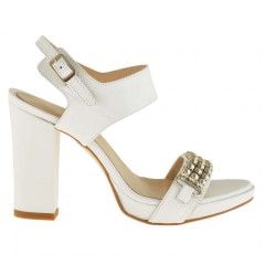 Sandalia de plataforma para mujer con cinturon al tobillo en piel de color blanco con tacon 9 - Tallas disponibles:  42