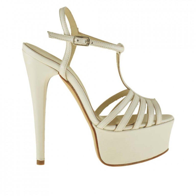 Femme plateforme sandale avec t-courroie en cuir ivoire perlé - Pointures disponibles:  42