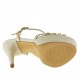 Femme plateforme sandale avec t-courroie en cuir ivoire perlé - Pointures disponibles:  42
