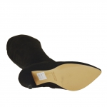 Stivale da donna in camoscio nero con cerniera tacco 9 - Misure disponibili: 31, 42