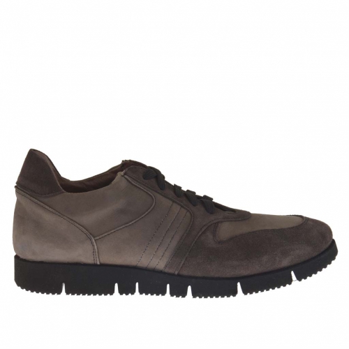 Freizeitschuh für Herren mit Schnürsenkeln aus grauem und taupefarbenem Wild- und Nubukleder - Verfügbare Größen:  37, 47