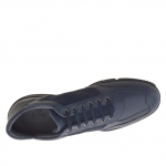 Sportlicher Herrenschuh mit Schnürsenkeln aus blauem Leder und Veloursleder - Verfügbare Größen:  46