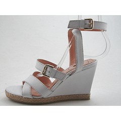 Sandalo zeppa in pelle colore bianco -  