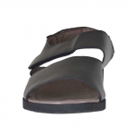 Sandalo da uomo con due fasce e velcro in pelle nera  - Misure disponibili: 46, 47, 48