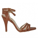 Sandale pour femmes avec courroies en cuir brun clair talon 9