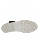 Stivaletto da donna con fibbia e cerniera in pelle forata nera - Misure disponibili: 32
