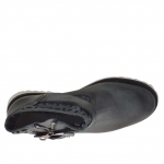 Stivaletto da donna con fibbia e cerniera in pelle forata nera - Misure disponibili: 32