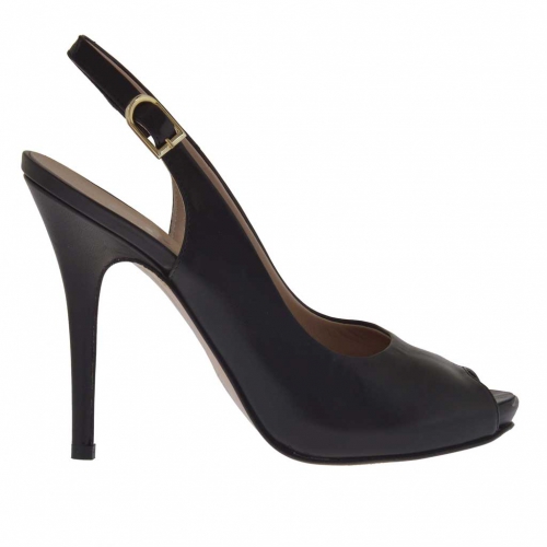 Sandalia para mujer en piel negra con plataforma interna y tacon 11 - Tallas disponibles:  31