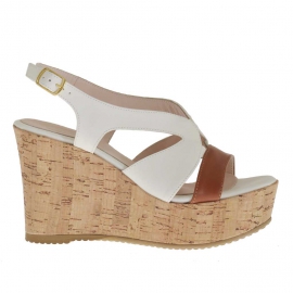 Sandale pour femmes en cuir blanc et brun avec plateforme et talon compensé en liège 9 - Pointures disponibles:  42