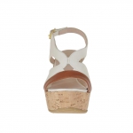 Sandale pour femmes en cuir blanc et brun avec plateforme et talon compensé en liège 9 - Pointures disponibles:  42