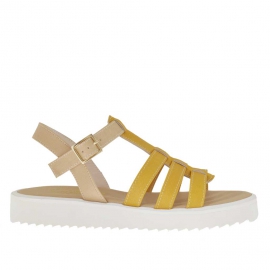 Sandalo da donna con cinturino Charleston in pelle stampata beige e giallo ocra zeppa 2,5 - Misure disponibili: 31