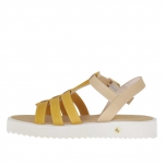 Sandalo da donna con cinturino Charleston in pelle stampata beige e giallo ocra zeppa 2,5 - Misure disponibili: 31