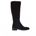 Woman's boot with zipper and back strap in black suede heel 3