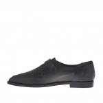 Chaussure fermée pour femmes en cuir et cuir imprimé noir avec boucle talon 1 - Pointures disponibles:  45