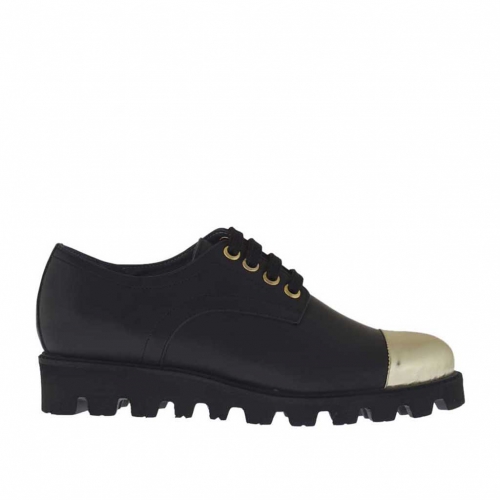 Chaussure à lacets pour femmes en cuir noir avec embout en cuir verni d'or talon compensé 3 - Pointures disponibles:  32, 33