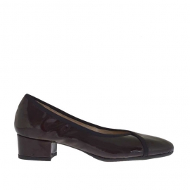 Chaussure escarpin fermée pour femmes en cuir verni bordeaux talon 3 - Pointures disponibles:  32