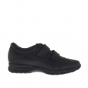 Zapato deportivo para hombre con velcro en piel negra