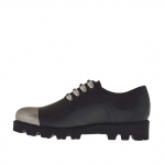 Chaussure avec lacets decoratifs pour femmes en cuir noir avec embout en cuir verni argent talon compensé 3 - Pointures disponibles:  32
