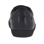 Sportlicher Herrenschuh mit Schnürsenkeln aus schwarzem Leder - Verfügbare Größen:  36, 37, 47