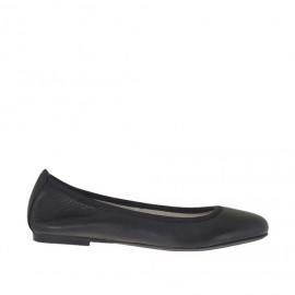 Ballerine pour femmes en cuir noir avec talon 1 - Pointures disponibles:  32