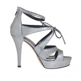 Chaussure ouvert pour femmes en cuir lamé gris métallique avec fermeture éclair, lacets et plateforme talon 10 - Pointures disponibles:  42