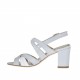 Sandalia de tiras cruzadas para mujer en charol de color gris y blanco tacon 7 - Tallas disponibles:  43, 44, 45