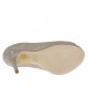 Scarpa aperta da donna con plateau interno in camoscio taupe laminato argento tacco 11 - Misure disponibili: 31
