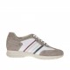 Chaussure à lacets sportif pour hommes en daim taupe et cuir blanc, rouge et vert - Pointures disponibles:  36