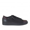 Zapato deportivo con cordones y cremalleras para mujer en piel negra y charol granate cuña 2