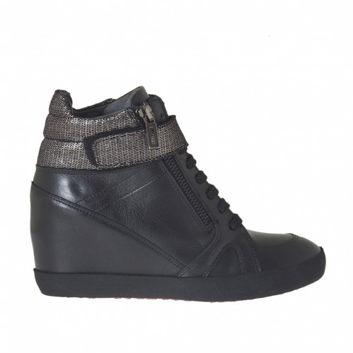Zapato con plataforma,cordones,cremallera y velcro en piel negra y cubierta de tejido laminado bronce de cañon cuña 7 - Tallas disponibles:  42