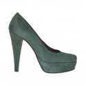 Zapato de salon para mujer con plataforma en gamuza verde tacon 10