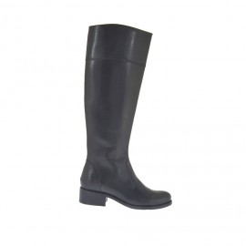 Woman's boot with zipper in black-colored leather heel 3 - Available sizes:  32