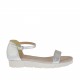 Scarpa aperta da donna con cinturino in pelle laminata argento zeppa 2 - Misure disponibili: 42