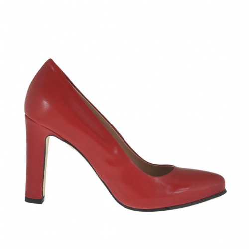 Decolté da donna in pelle rossa con plateau interno e tacco 9 - Misure disponibili: 42